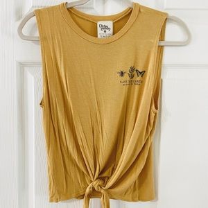 Earthy cropped T